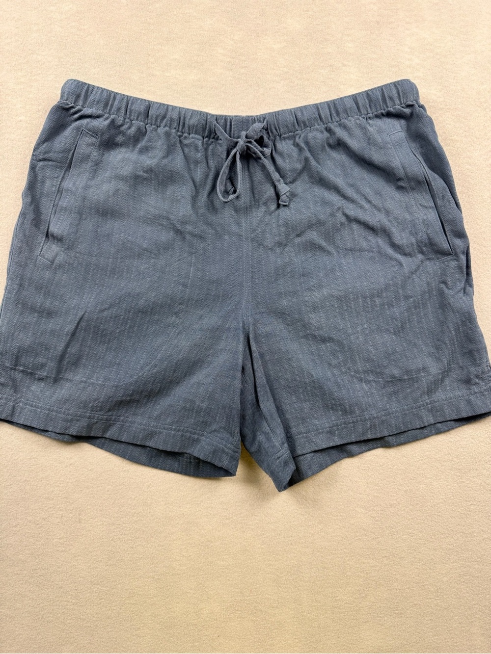 Tommy Bahama Woman's XS 100% SILK Shorts Blue Drawstring Casual Coastal Classic